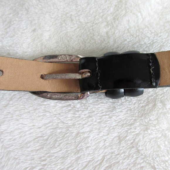 Eddie Bauer Women's Black Leather Belt - Picture 3 of 7